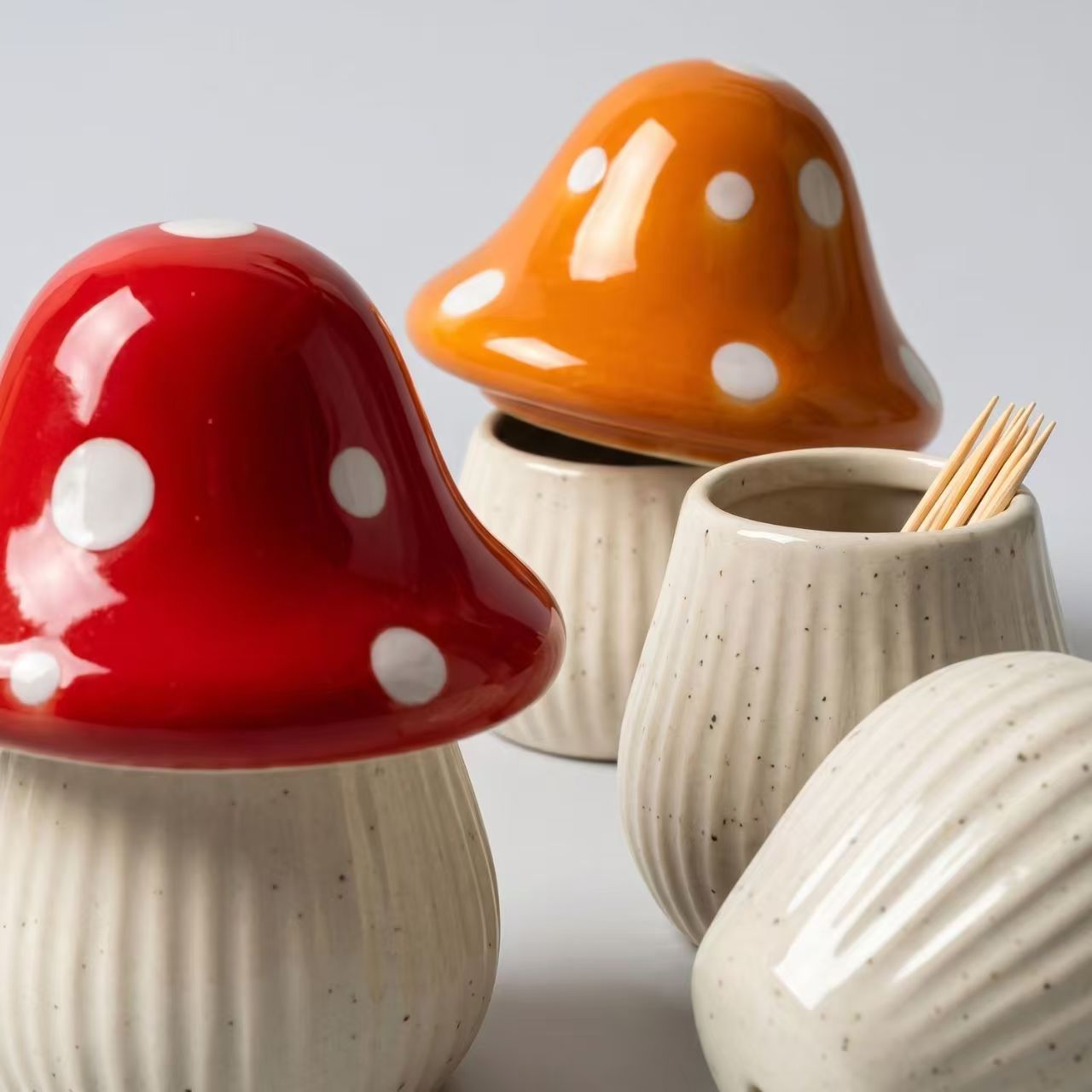 Cartoon Mushroom Ceramic Stora - Kitchen Gadgets Storage 评论和价格